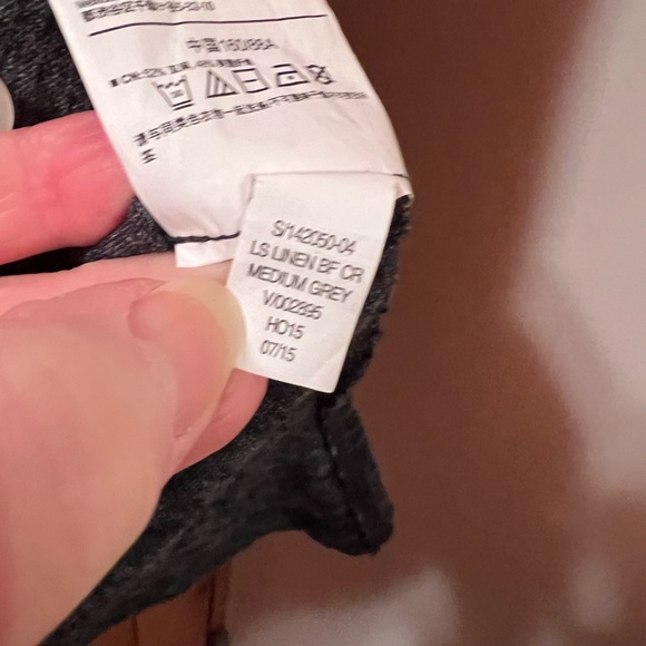 Old Navy Boyfriend Tee size SP - Picture 3 of 6